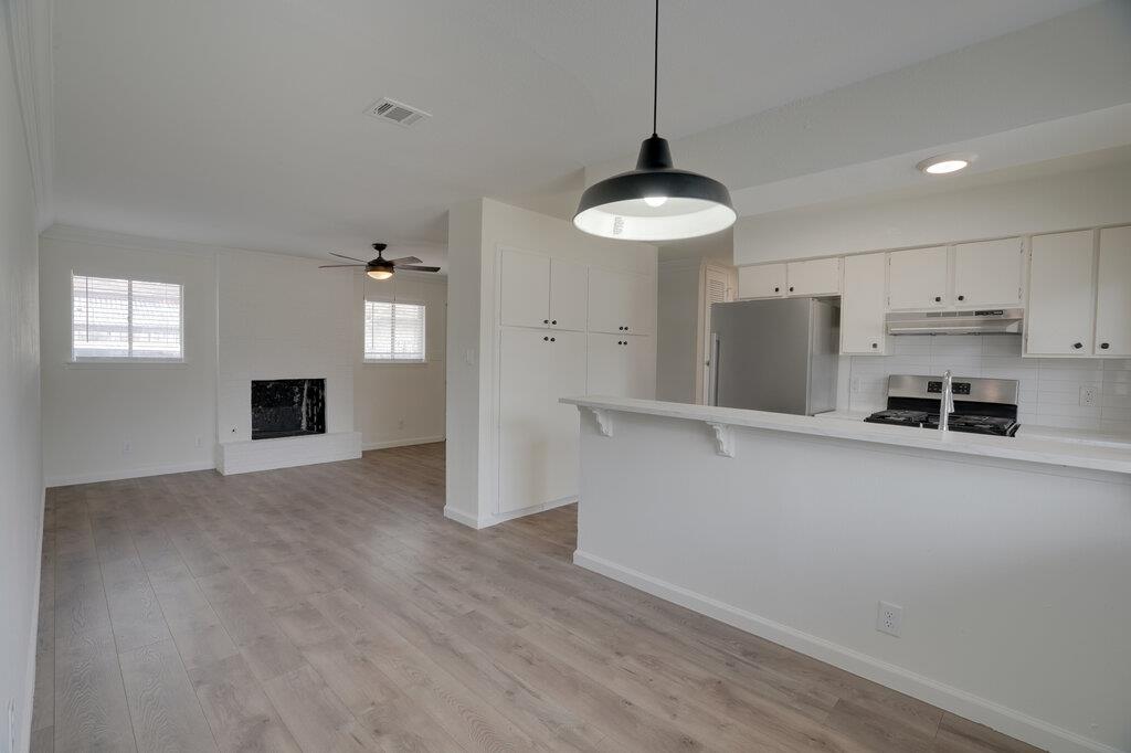 304 John Nance Garner Circle Austin TX 78753
