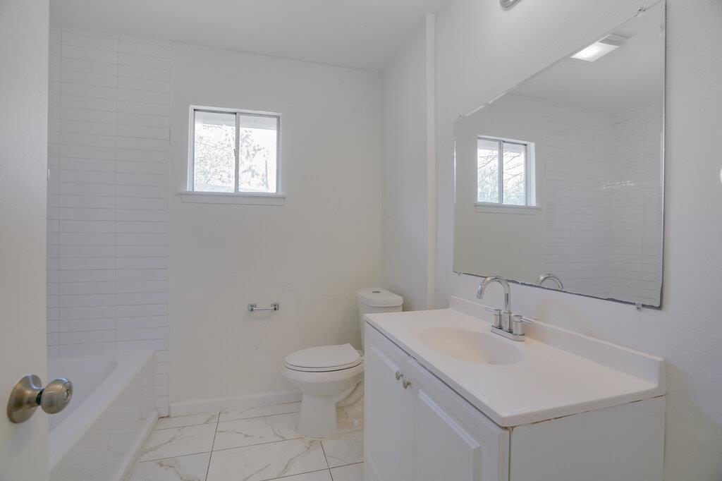 304 John Nance Garner Circle Austin TX 78753