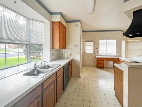 6204 Old Harbor Lane Austin TX 78739