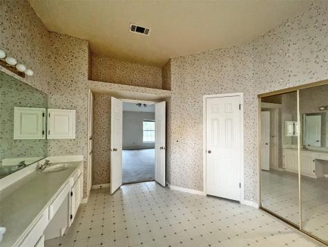 6204 Old Harbor Lane Austin TX 78739