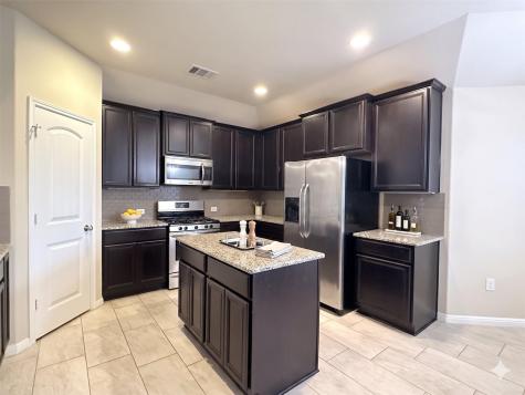 12105 Harpster Bend Austin TX 78717