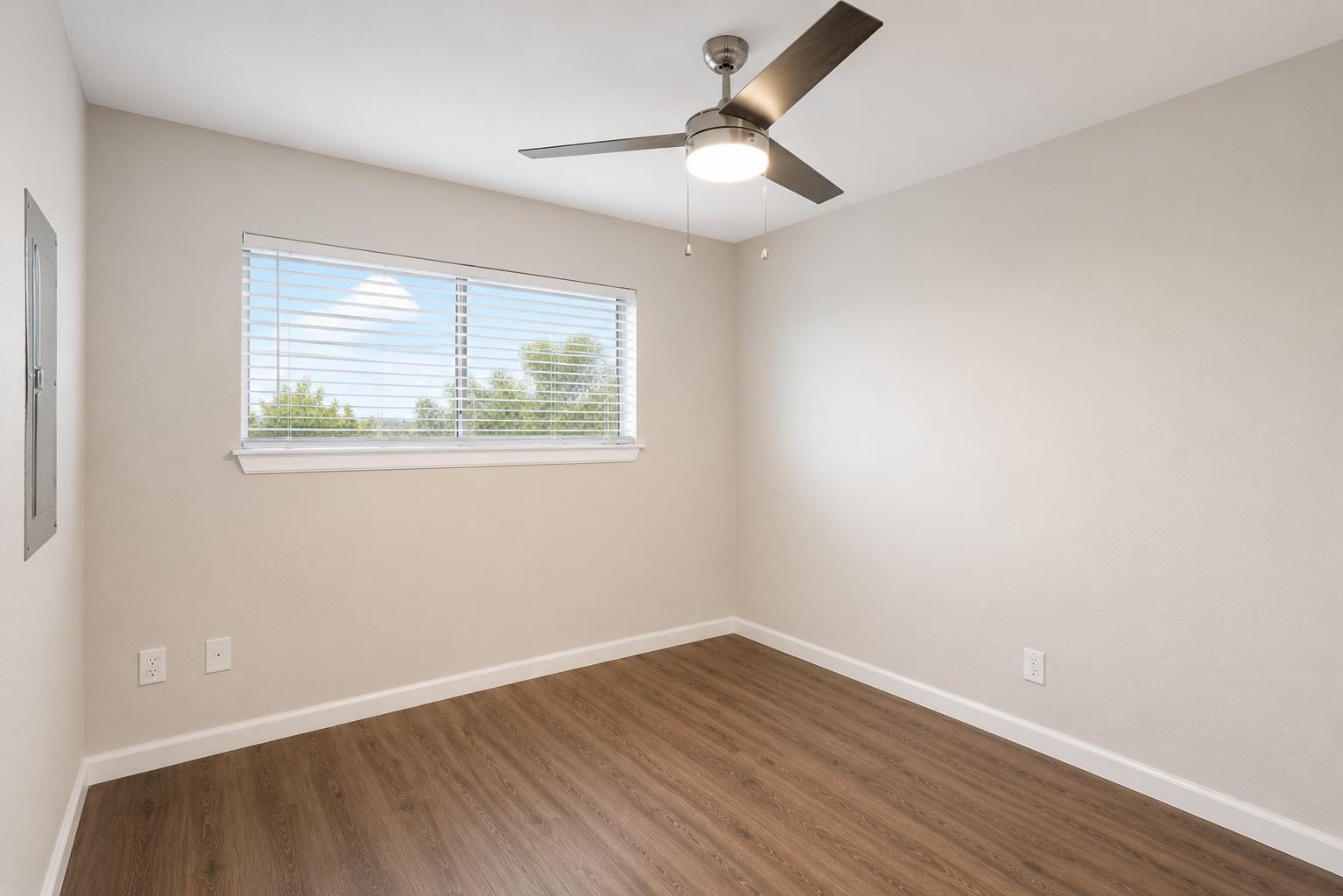 8214 N Interstate 35 Svrd Sb Highway Austin TX 78753