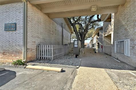 1304 Summit Street Austin TX 78741