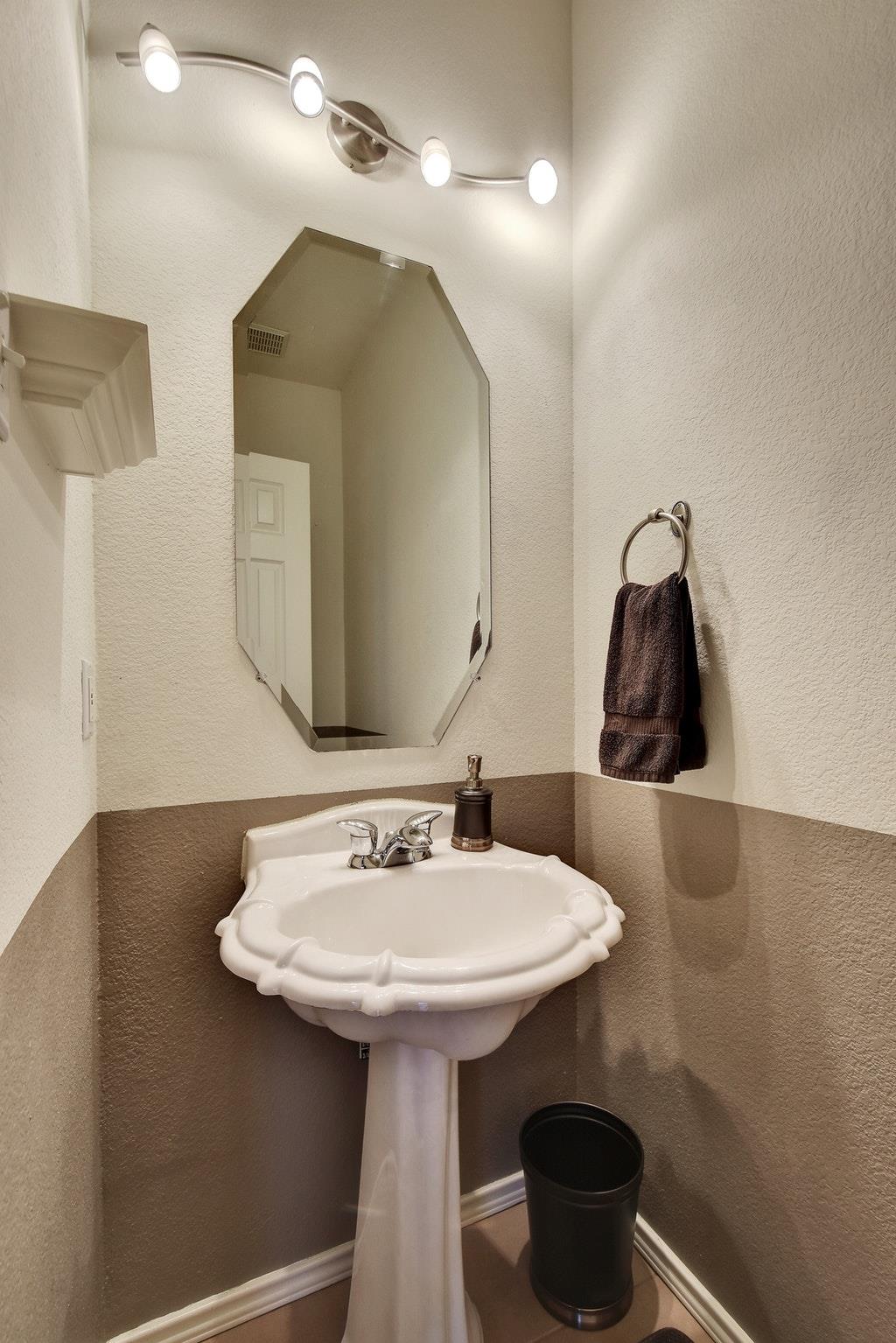 2201 Keepsake Drive Austin TX 78745