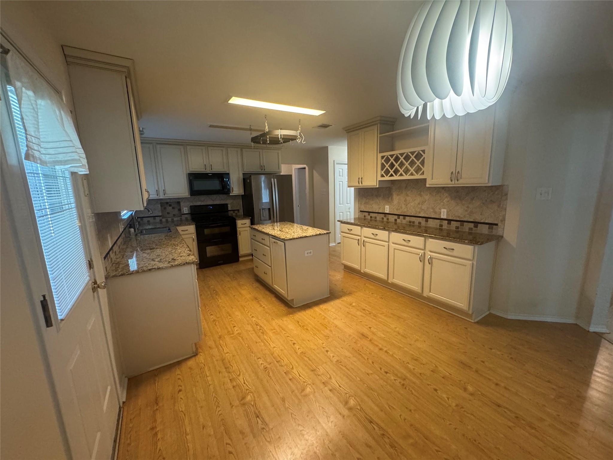 3816 Eagles Nest Street Round Rock TX 78665