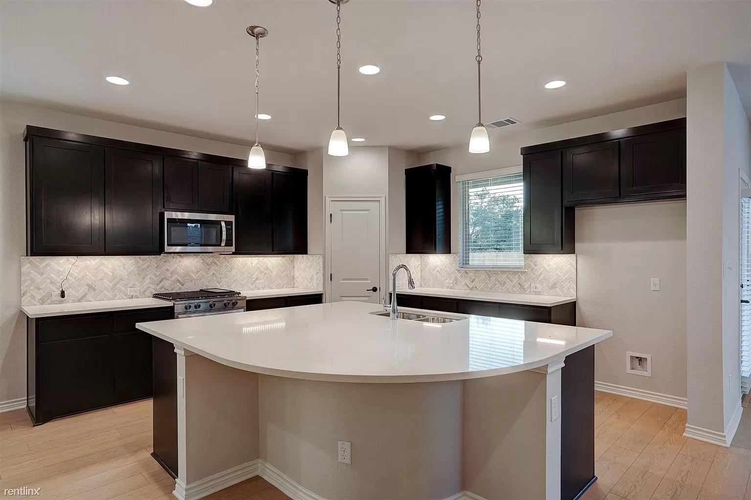 1809 Turtle Bay Loop Leander TX 78641
