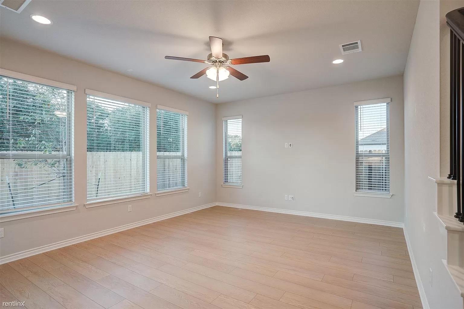 1809 Turtle Bay Loop Leander TX 78641
