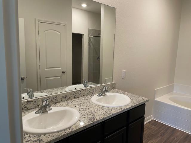18741 Speculator Lane Elgin TX 78621