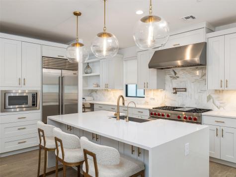 800 Emilia Court Austin TX 78746