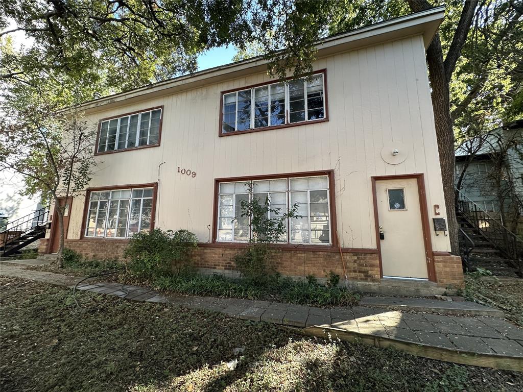 1009 W 25th Street Austin TX 78705