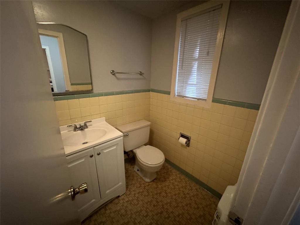 1009 W 25th Street Austin TX 78705