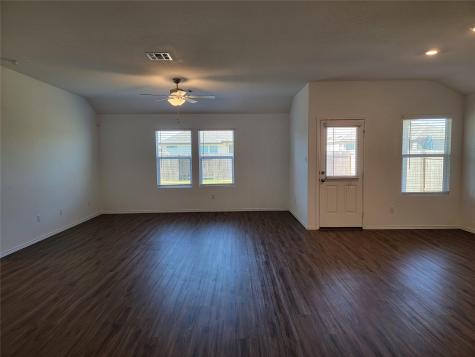 105 Ulmus Street Hutto TX 78634