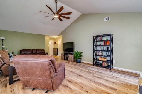 11322 Bristle Oak Trail Austin TX 78750