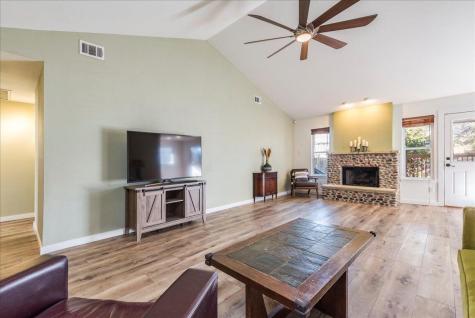 11322 Bristle Oak Trail Austin TX 78750