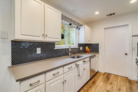 11322 Bristle Oak Trail Austin TX 78750