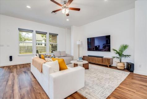 276 Double L Drive Dripping Springs TX 78620