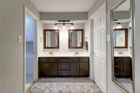 1735 Spyglass Drive Austin TX 78746