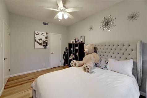 1735 Spyglass Drive Austin TX 78746