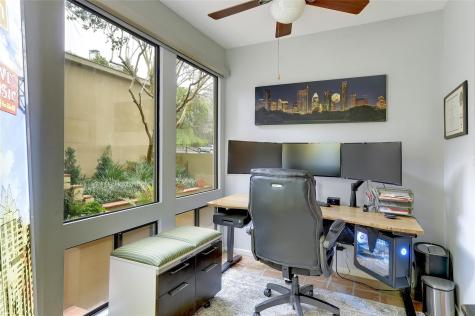 1735 Spyglass Drive Austin TX 78746