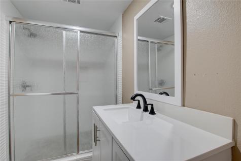 1604 Tierra Alto Street Leander TX 78641