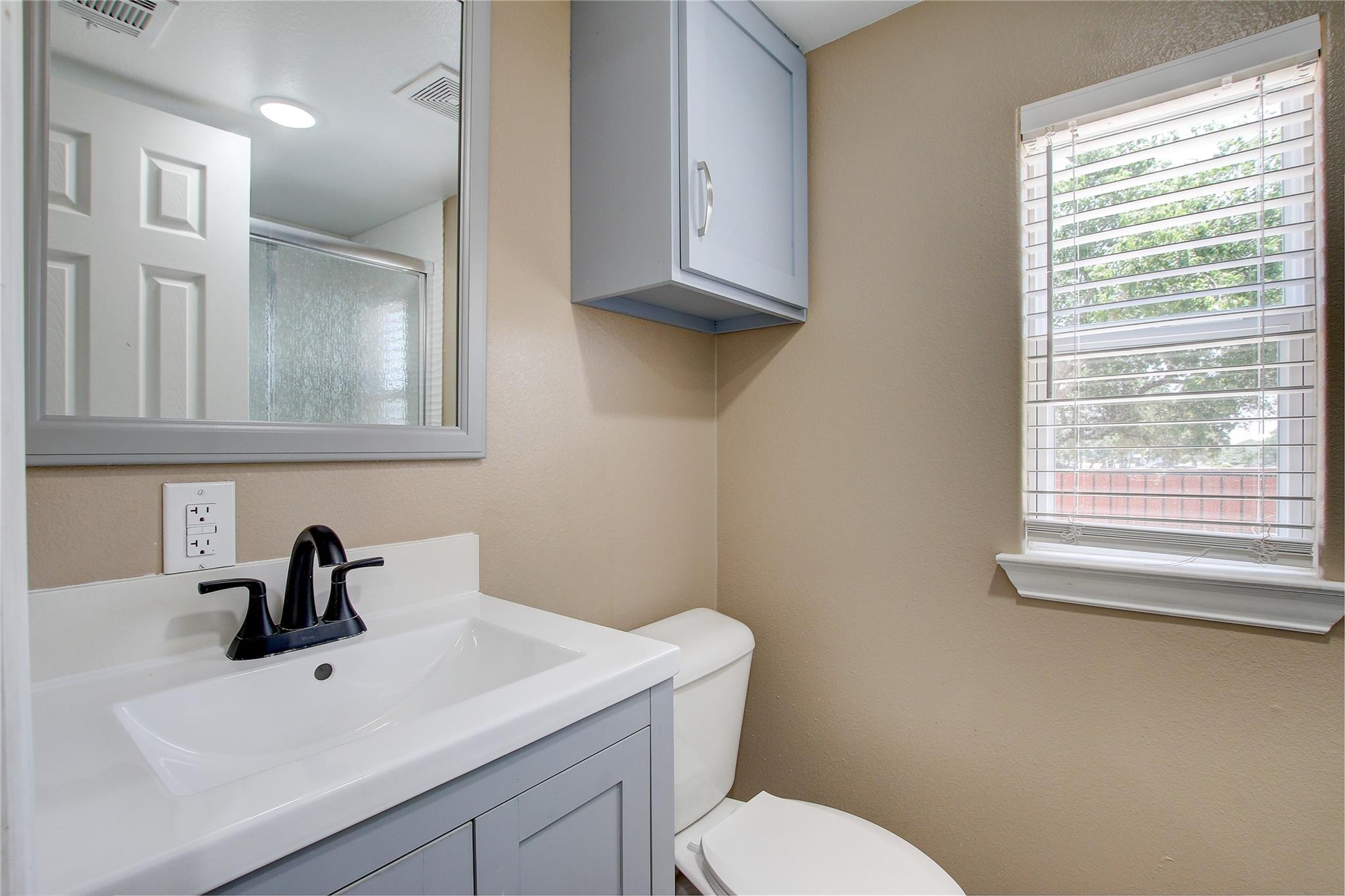 1604 Tierra Alto Street Leander TX 78641