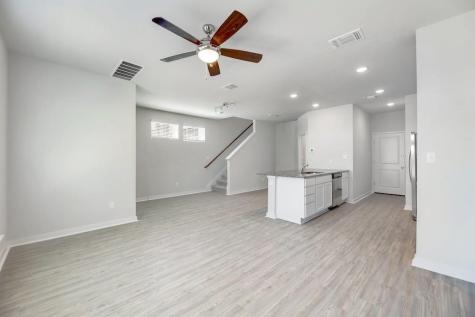 605 W South Street Leander TX 78641