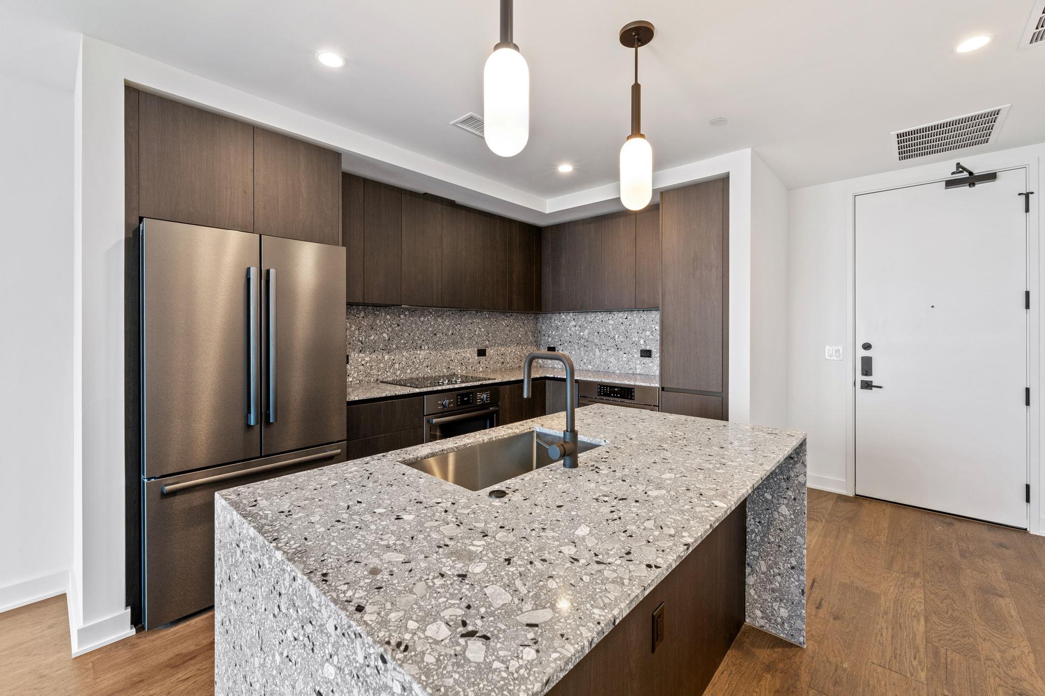 84 East Avenue Austin TX 78701