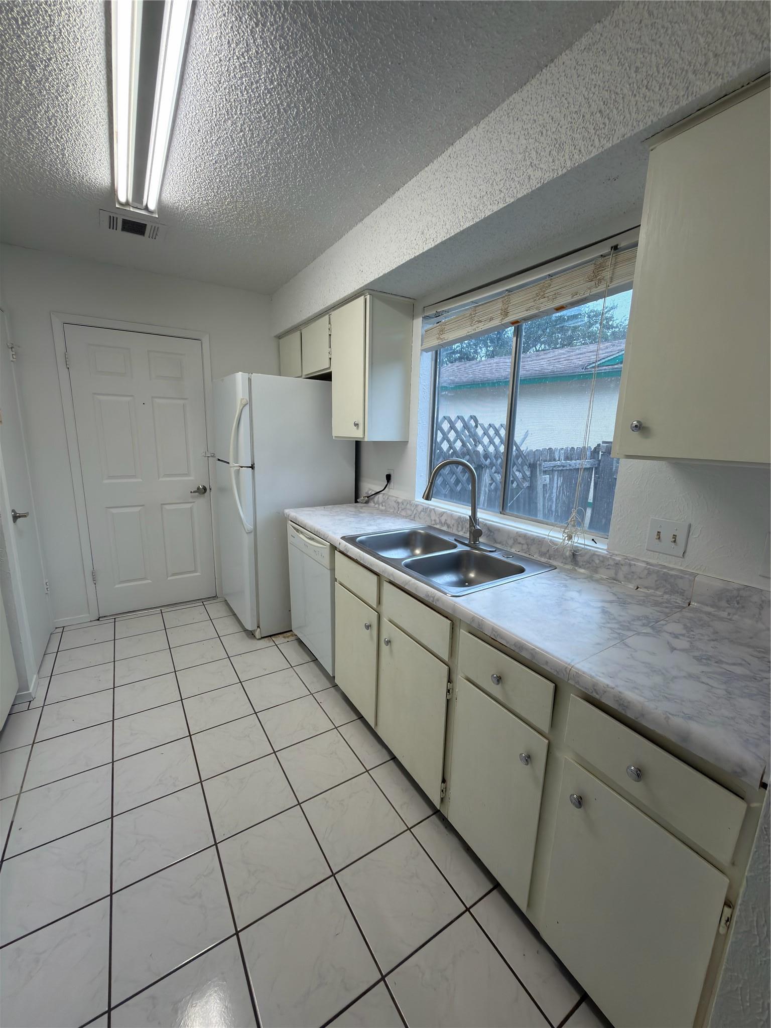 5601 Porsche Lane Austin TX 78749