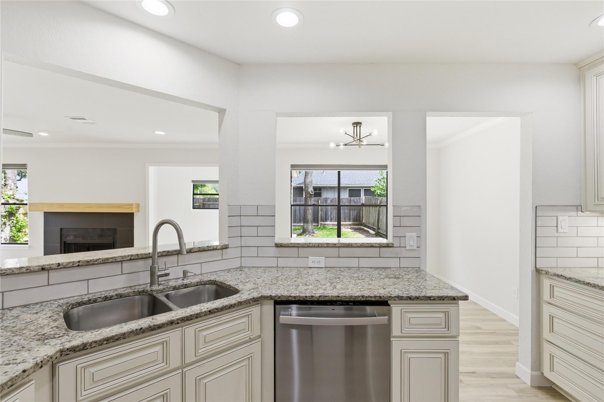 2326 Dowd Lane Austin TX 78728