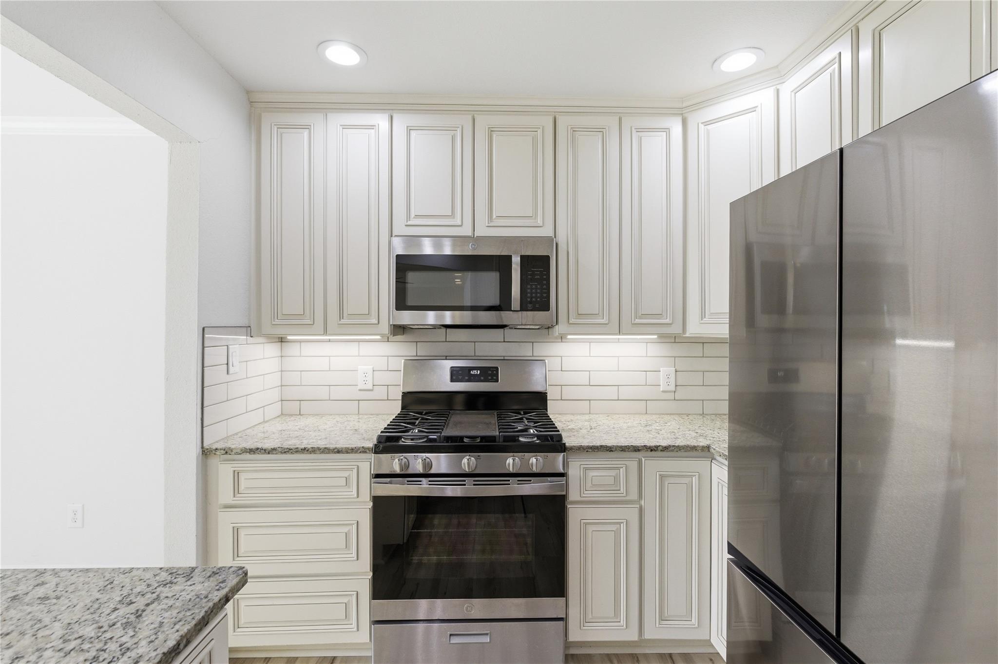 2326 Dowd Lane Austin TX 78728
