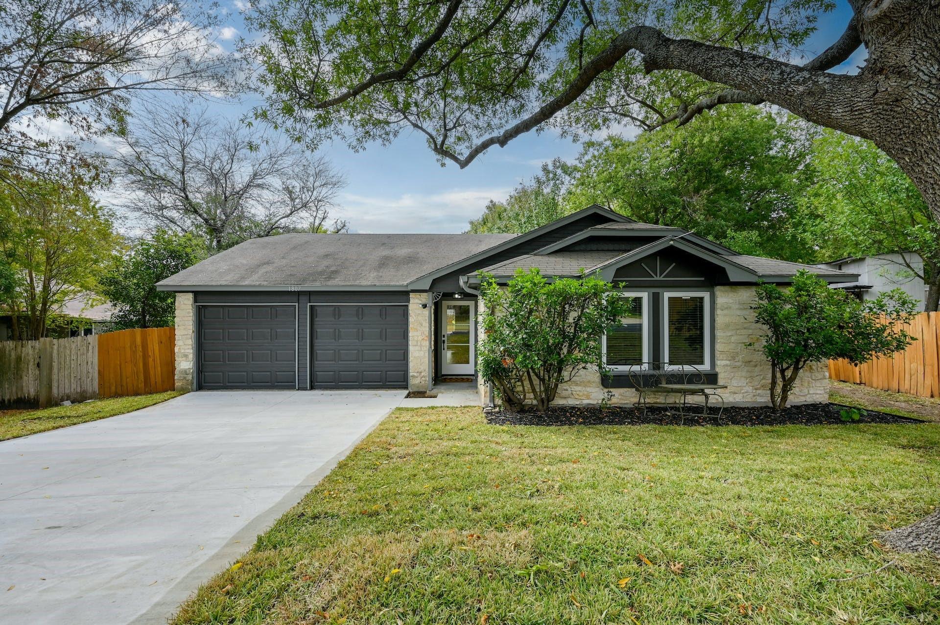1807 Krizan Avenue Austin TX 78727