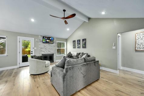 1807 Krizan Avenue Austin TX 78727