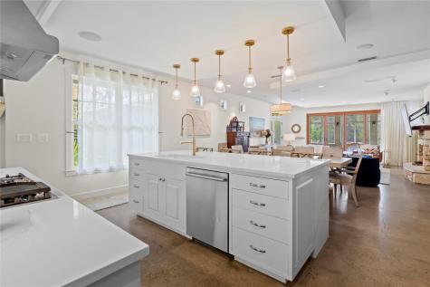1706 W 10th Street Austin TX 78703