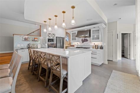 1706 W 10th Street Austin TX 78703