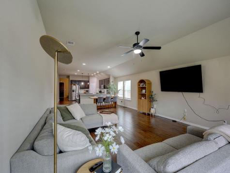 4140 Van Ness Avenue Round Rock TX 78681