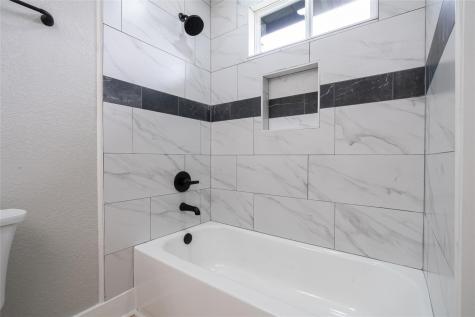 329 Flores Street Lockhart TX 78644