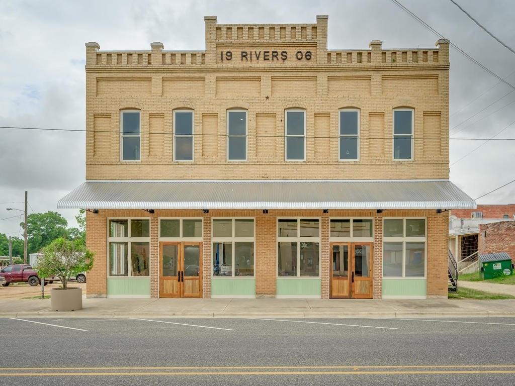 110 S Main Street Elgin TX 78621
