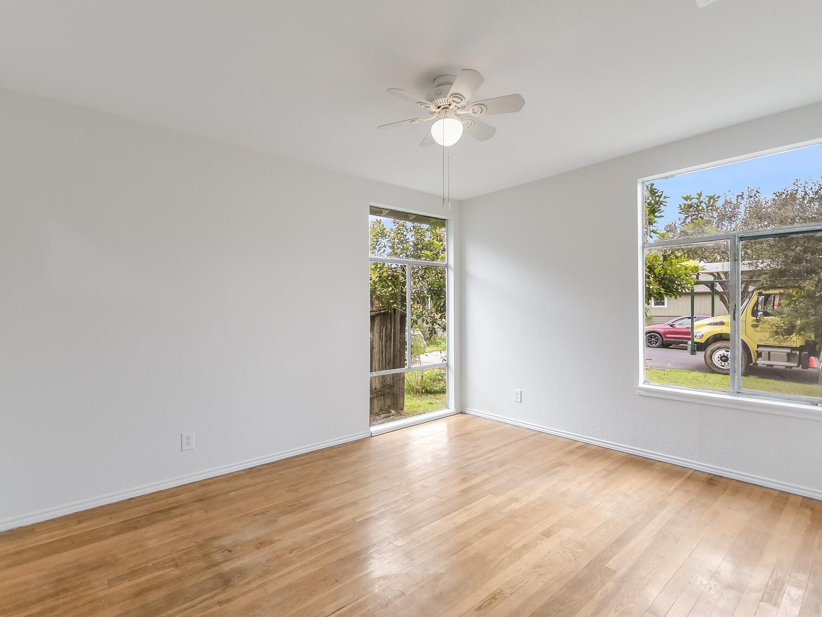 112 E Skyview Road Austin TX 78752
