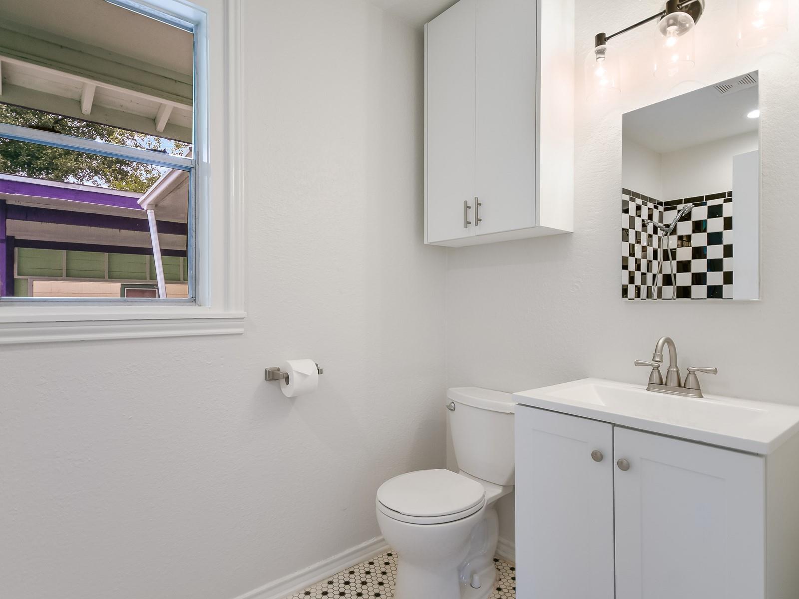112 E Skyview Road Austin TX 78752