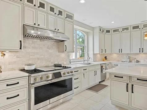 10700 Hastings Lane Austin TX 78750