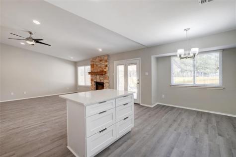 11428 Bristle Oak Trail Austin TX 78750