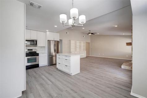 11428 Bristle Oak Trail Austin TX 78750