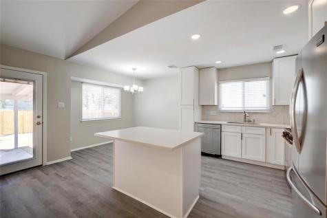 11428 Bristle Oak Trail Austin TX 78750
