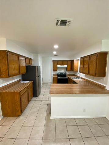 1304-B Conway Drive San Marcos TX 78666