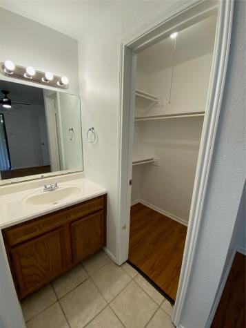 1304-B Conway Drive San Marcos TX 78666