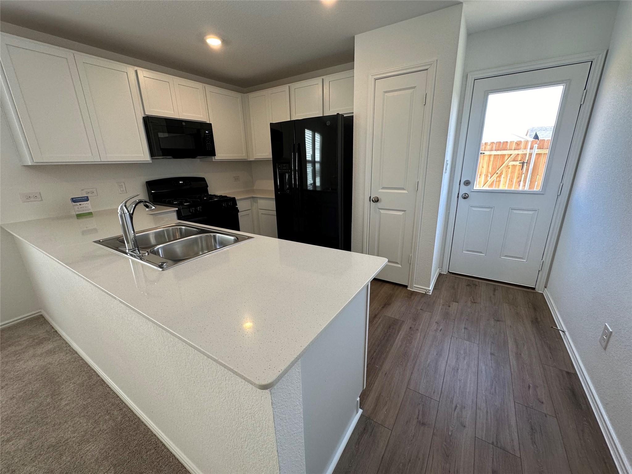233 Magalia Lane Kyle TX 78640