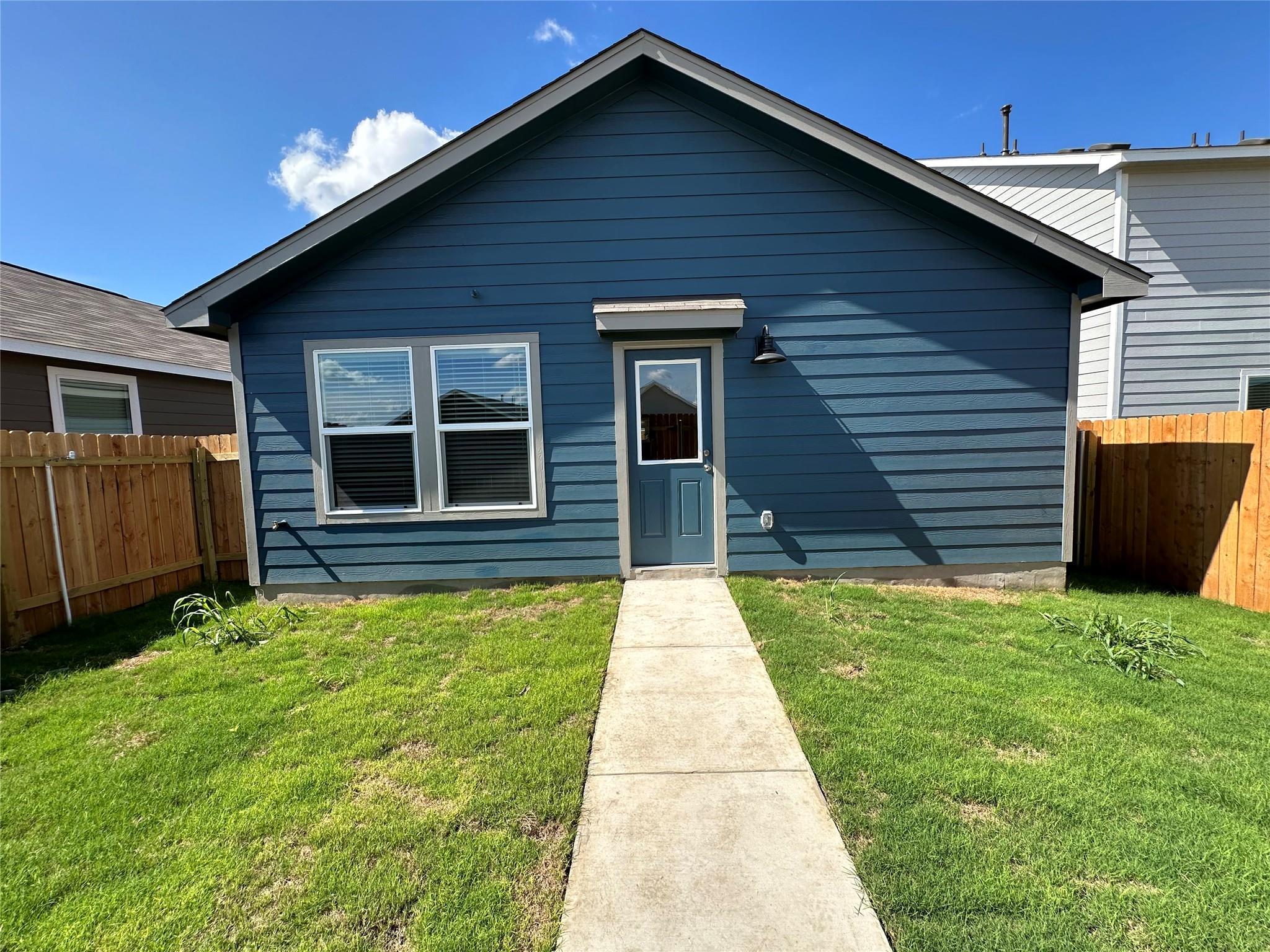 233 Magalia Lane Kyle TX 78640