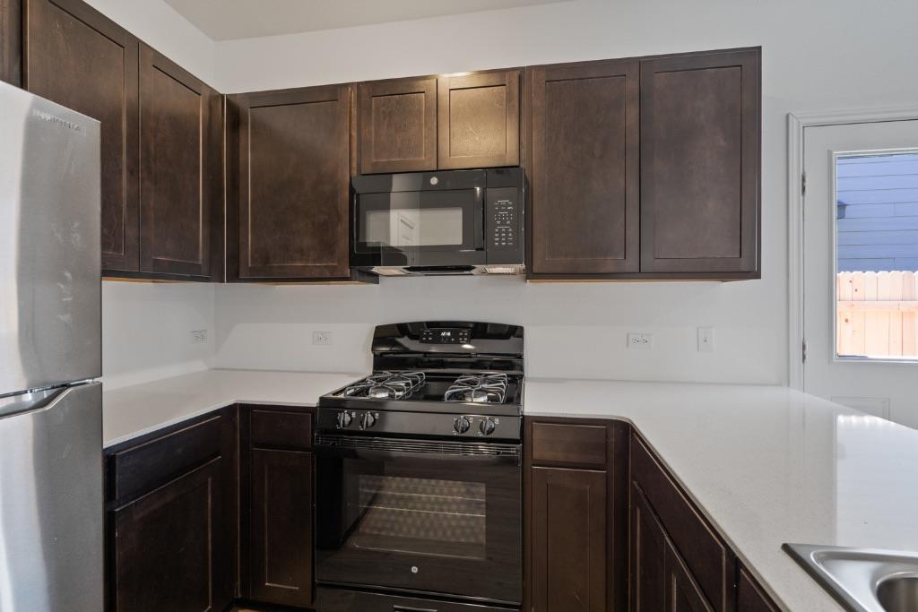 230 Gabbro Gardens Maxwell TX 78656