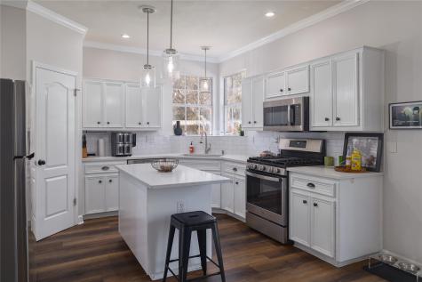 2210 Parkland Cove Round Rock TX 78681