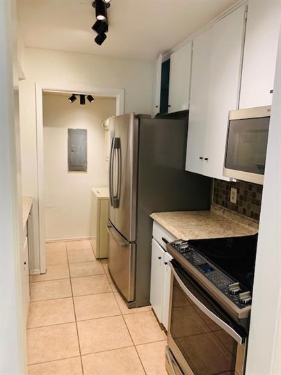6718 Silvermine Drive Austin TX 78736